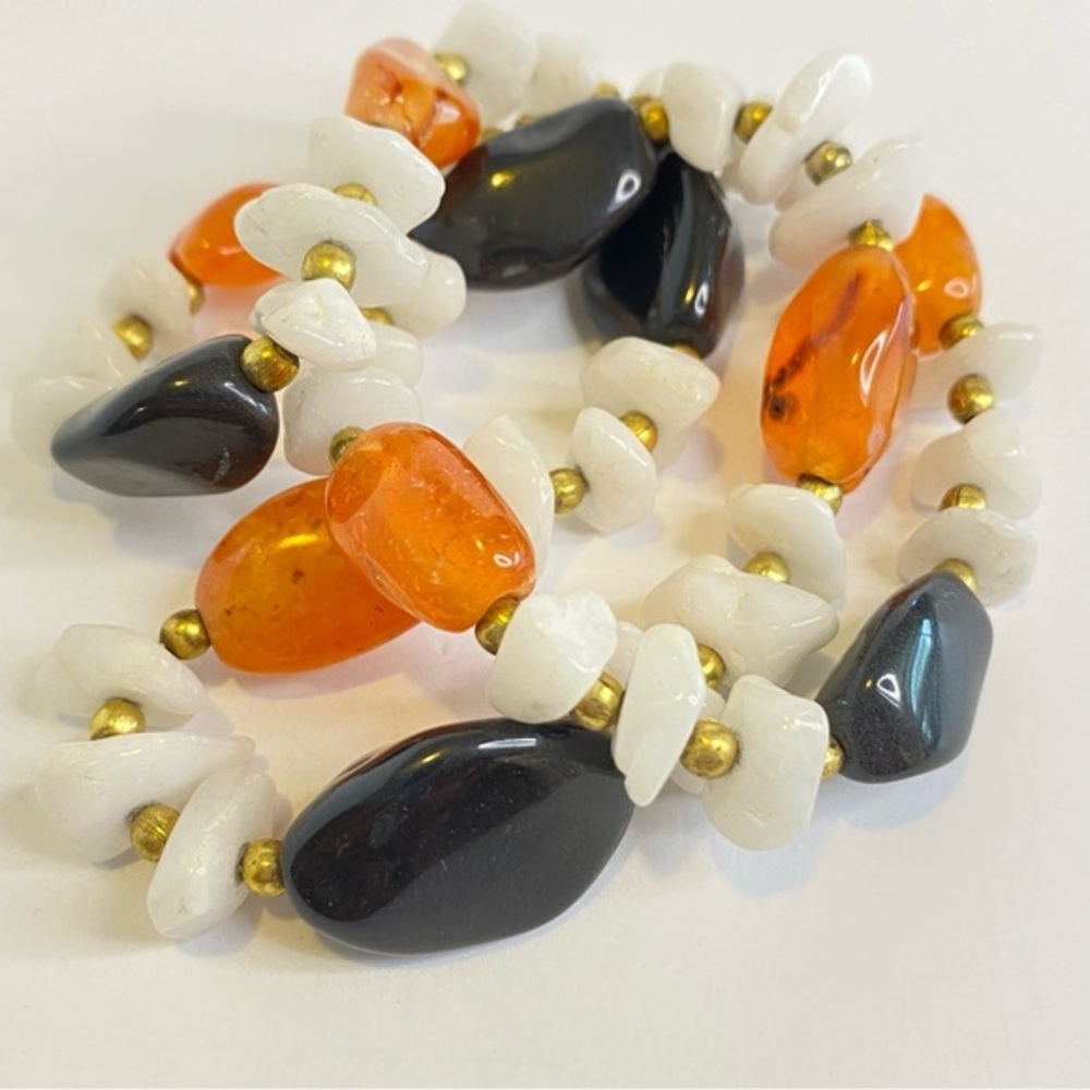 Vintage Necklace Carnelian Milky Quartz Black Stone Brass Bead‎ Barrel Clasp 18"